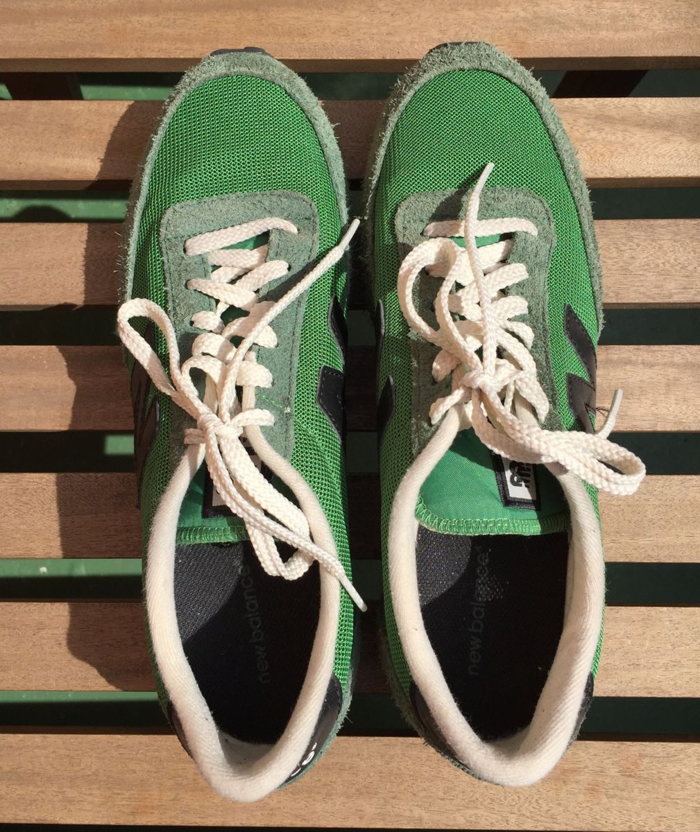 tenis verde bandeira