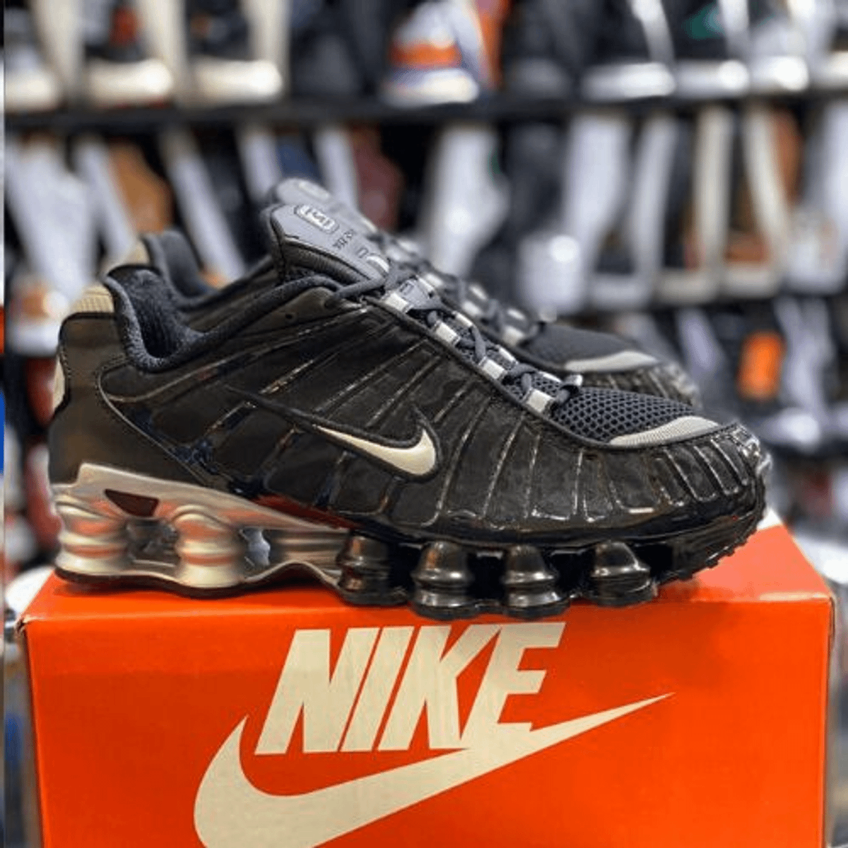 Tênis Nike 12 Molas Preto Cinza Refletivo | Tênis Masculino Nike Usado ...