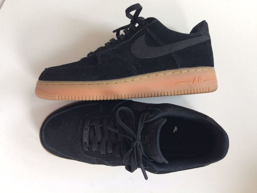 nike air force 1 gum bottom