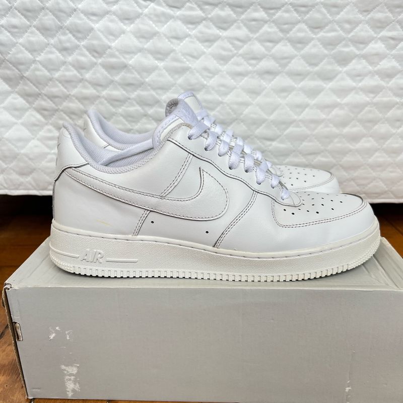 Nike air force 1 07 hot sale triple white