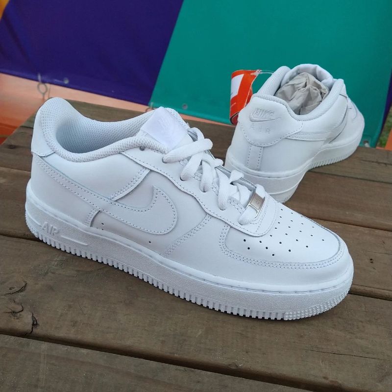 Tenis nike de couro hot sale branco