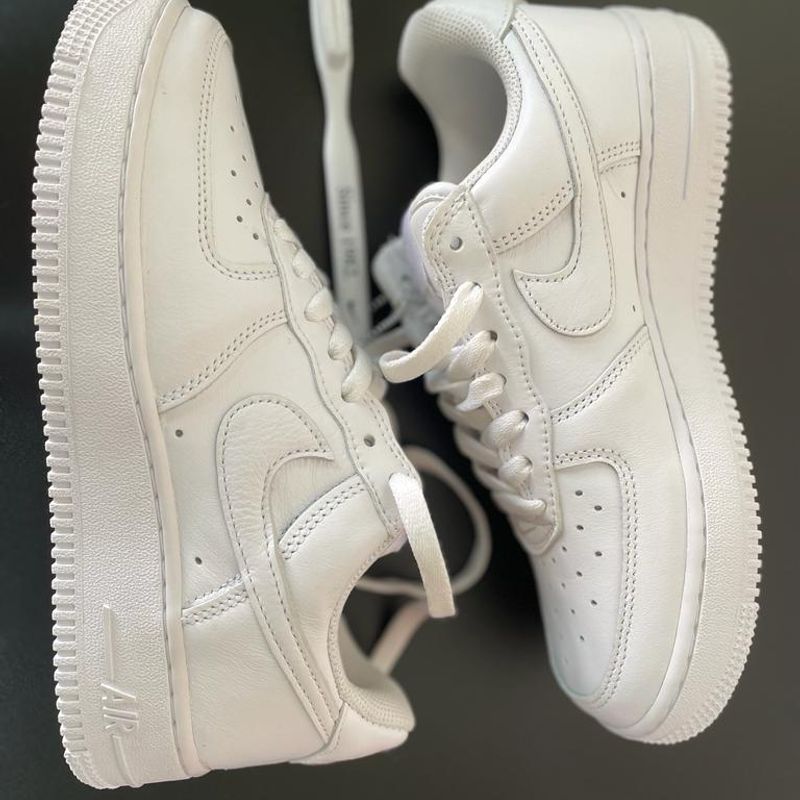 Used white nike hot sale air force 1