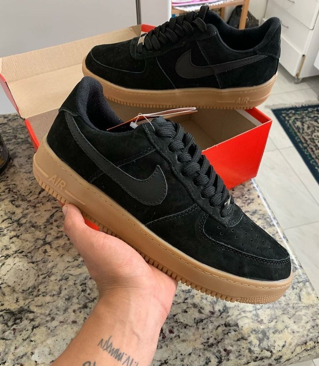 Nike air force 2025 preto e marrom