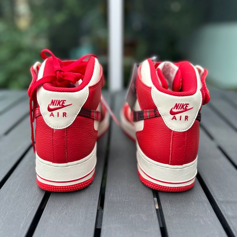 T nis Nike Air Force 1 Mid 07 University Red And Pale Ivory