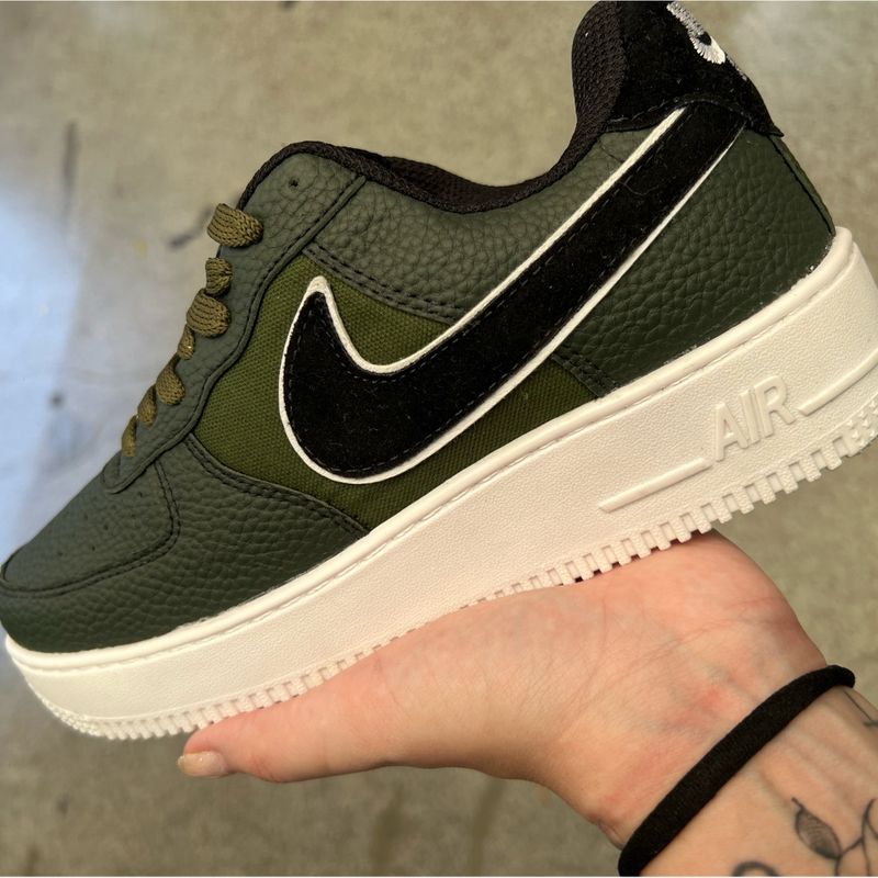 Tênis unissex Nike Air Force 1 baixo personalizado verde/verde Swoosh  masculino feminino