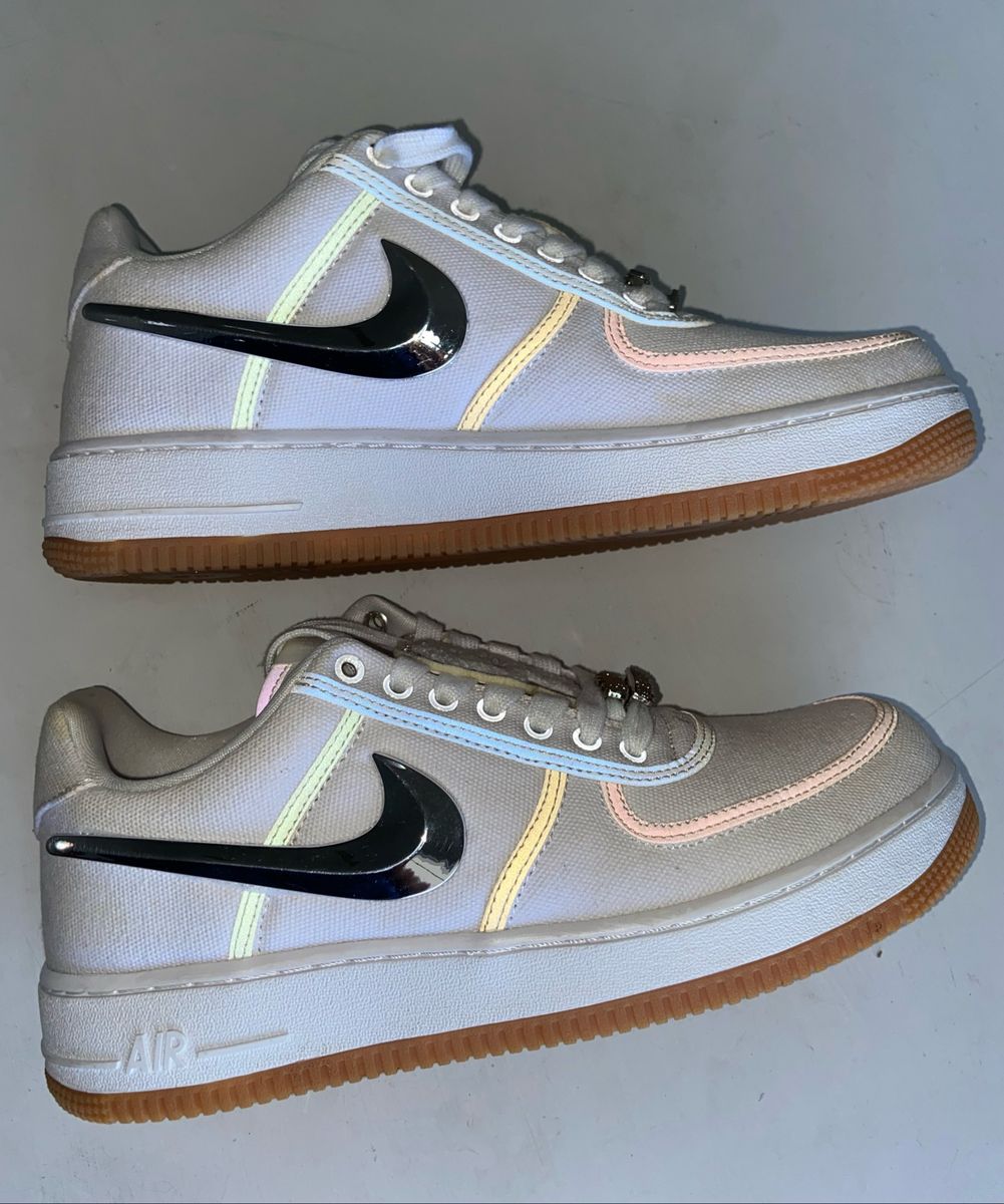 nike air force 1 x travis