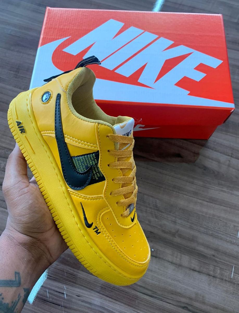 nike air force amarelo