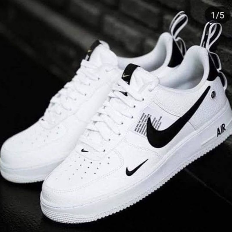 Simbolo da nike store branco