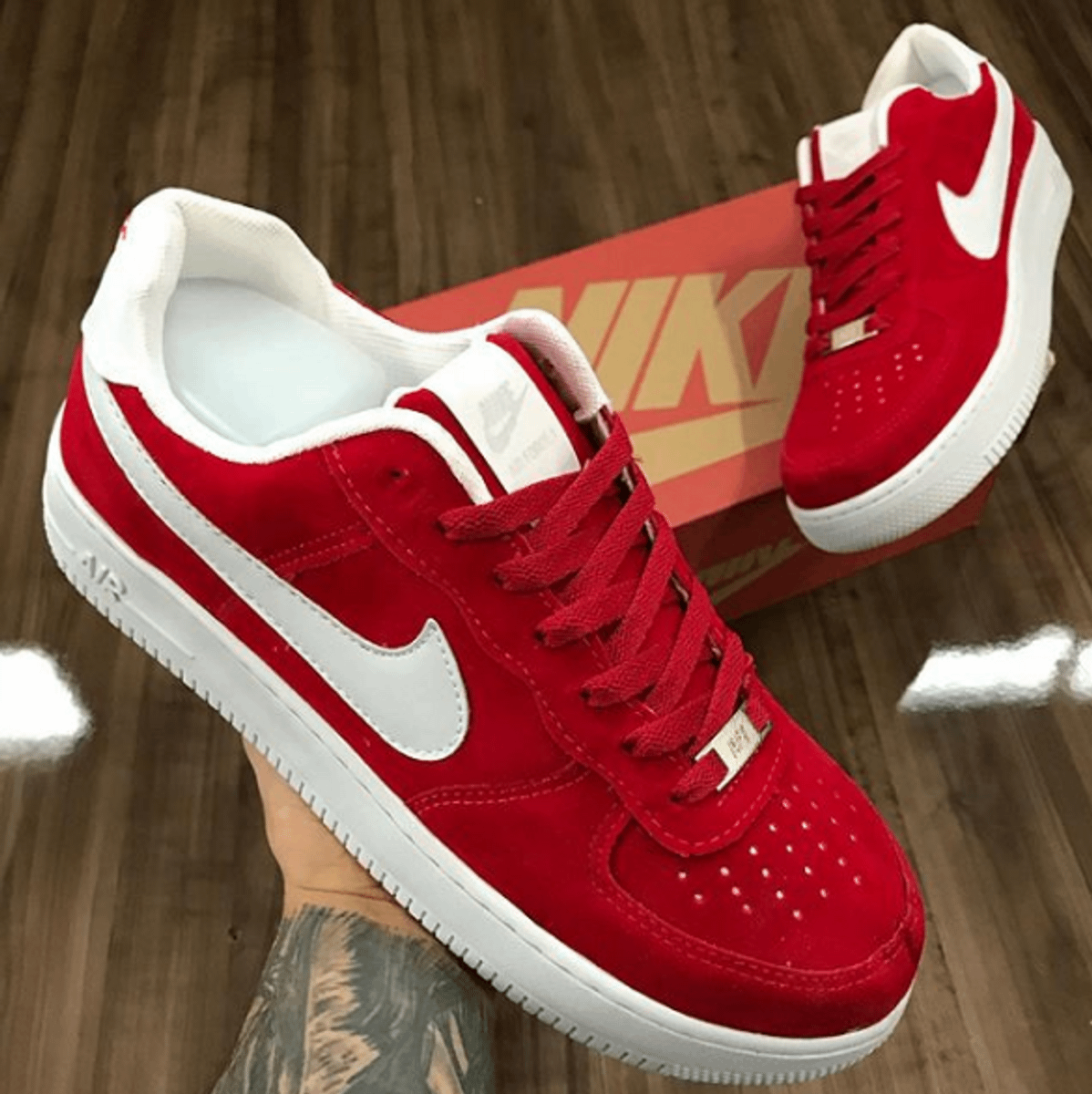 tenis feminino nike air force vermelho