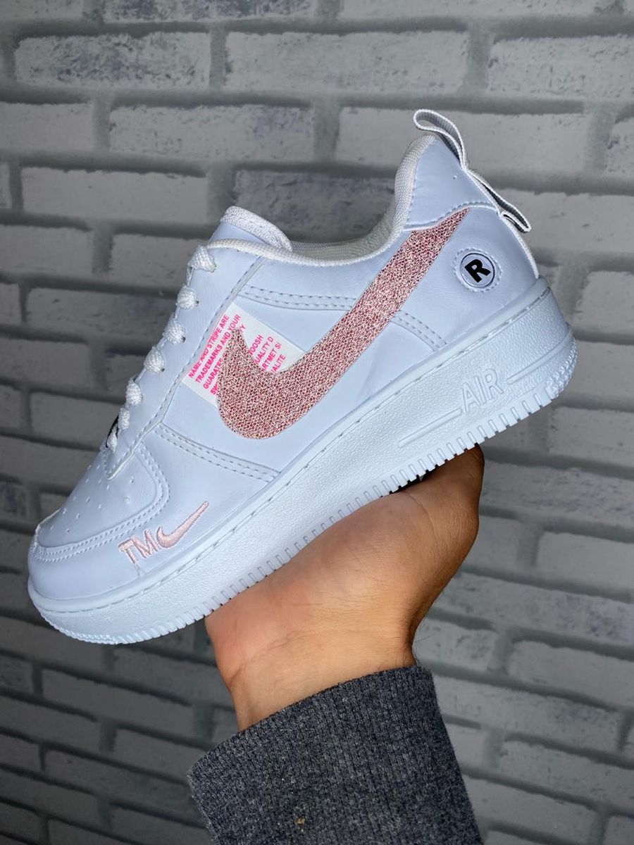 Tênis Nike Air Force Holográfico Rose Tênis Feminino Nike Nunca Usado 45330003 enjoei
