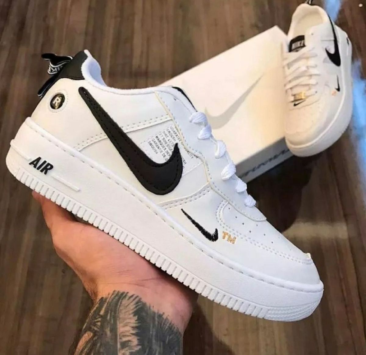 Nike air store force iv8