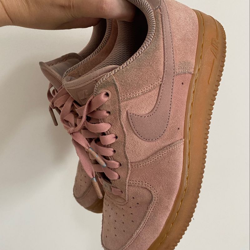 Nike air force camurça 2024 rosa