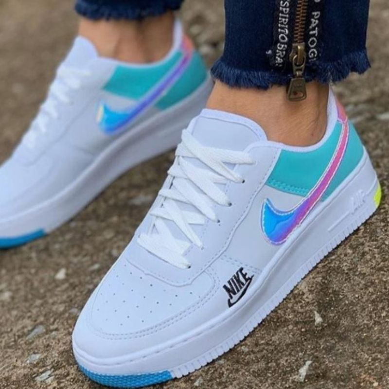 Tenis nike 2024 barato feminino