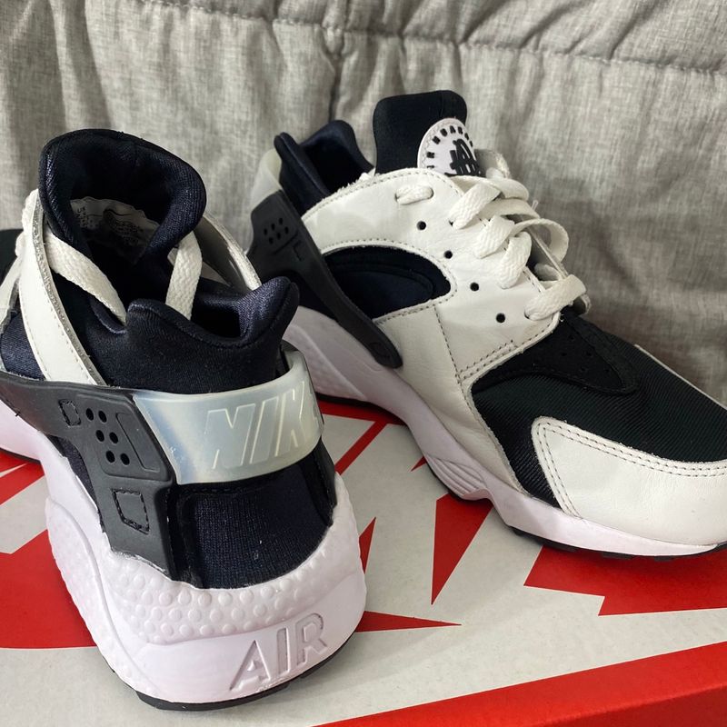 Huarache preto best sale e branco