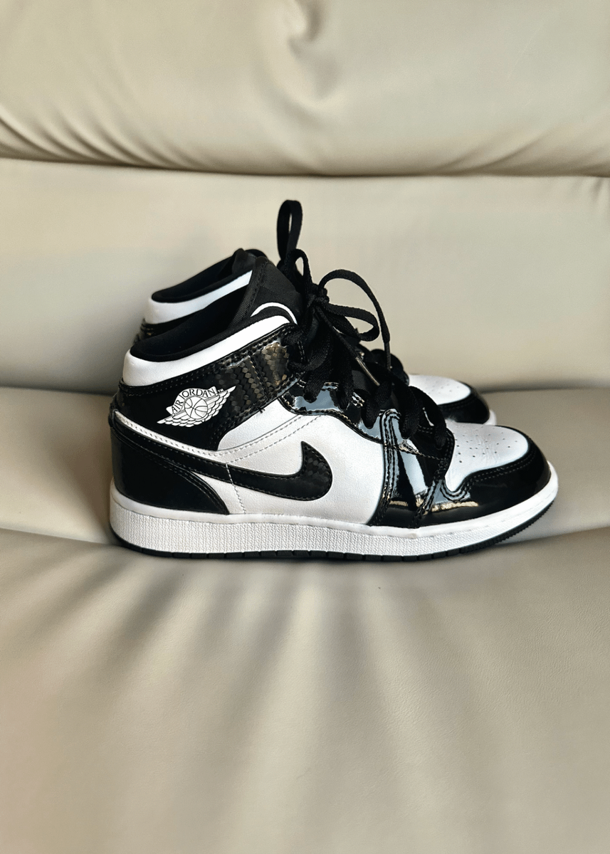 Tênis Nike Air Jordan 1 Mid Carbon Fiber / 34.5 Tênis Feminino Nike