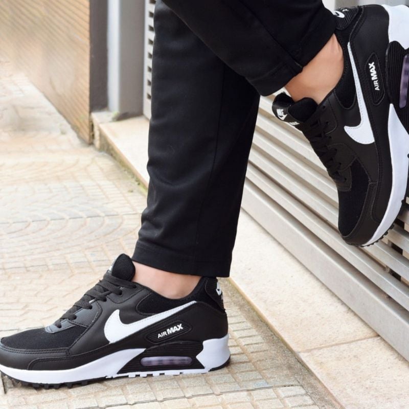 Tênis Nike Air Max Preto com Branco Feminino Caminhada Esportivo Casual  Oferta Tênis Feminino Flávia Vasconcelos Nunca Usado 103377689 enjoei
