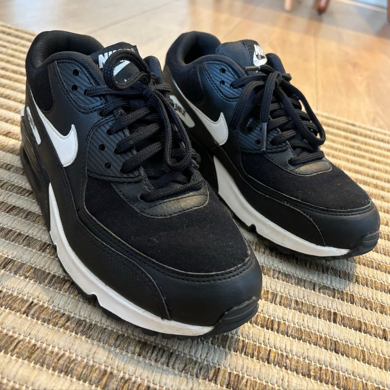 Air max 2025 90 tamanho 35