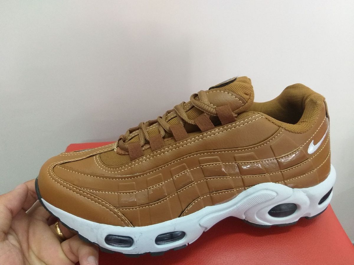 nike air max marrom masculino