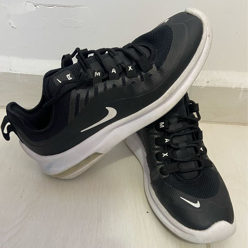 Tênis Nike Air Max Axis Preto/Branco Nike Usado 93018318 enjoei