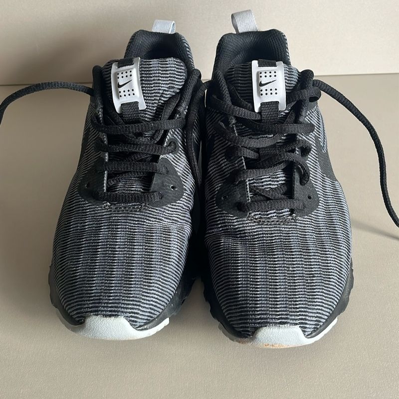 Tênis Nike Air Max Motion Lw Se Feminino Tênis Feminino Nike