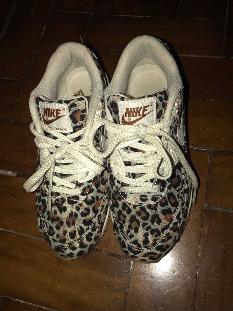tenis nike onça