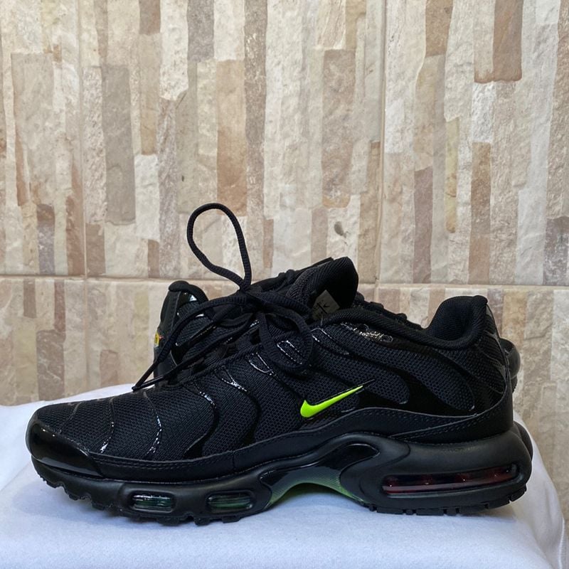 Tênis nike air max plus best sale masculino preto