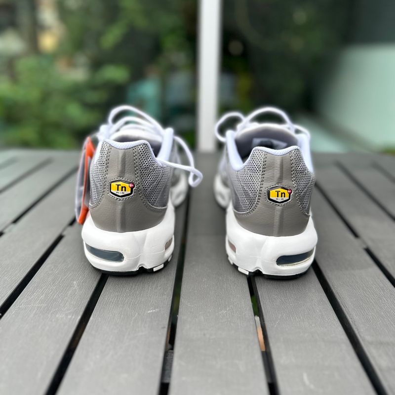 Tênis Nike Air Max Plus Brazil Feminino