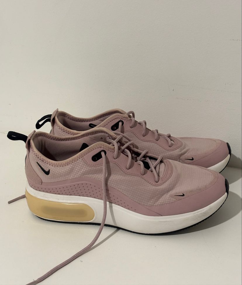 Tênis Nike Air Max Rosa Claro Tam 38 | Tênis Feminino Nike Usado ...