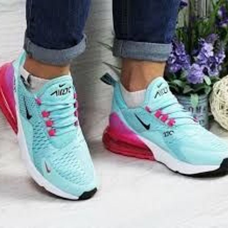 nike rosa 35
