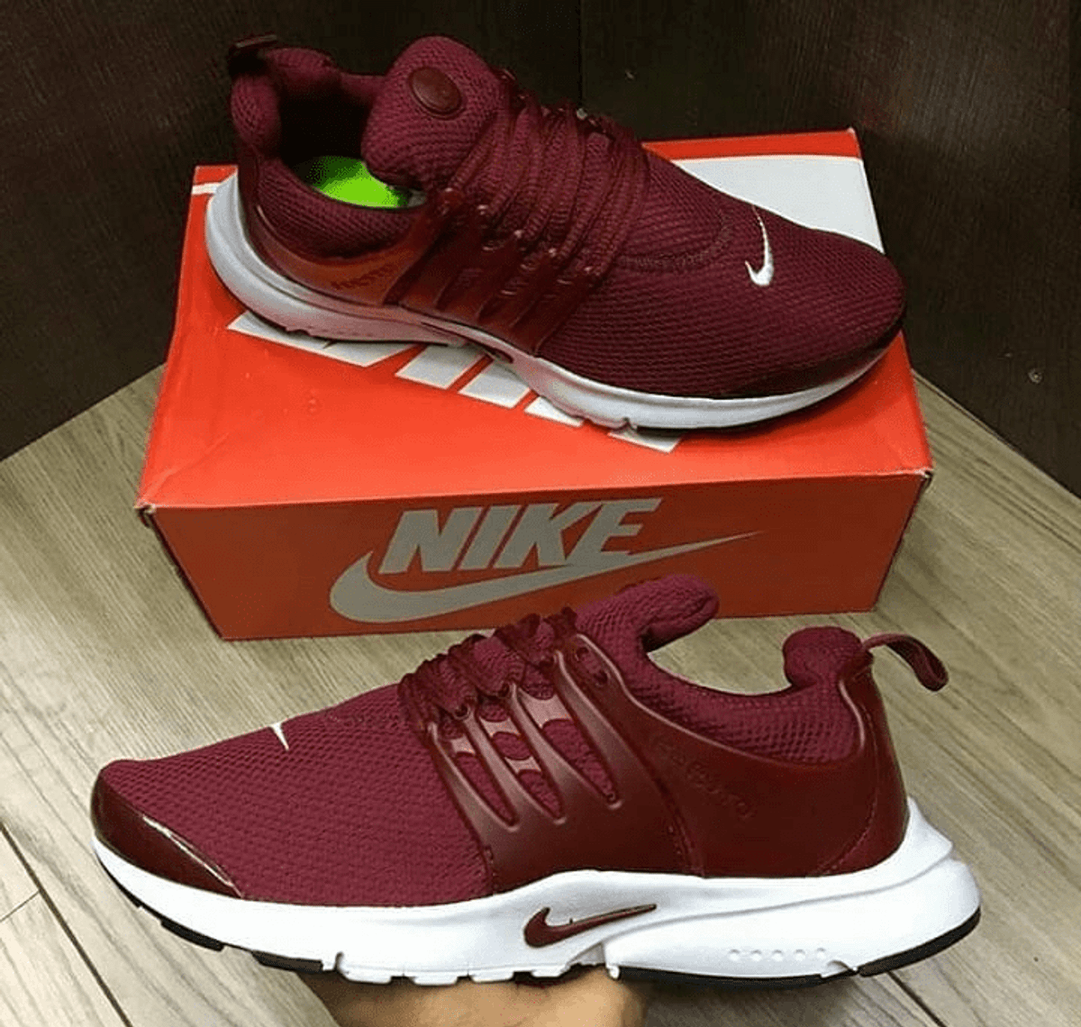tenis da nike bordo