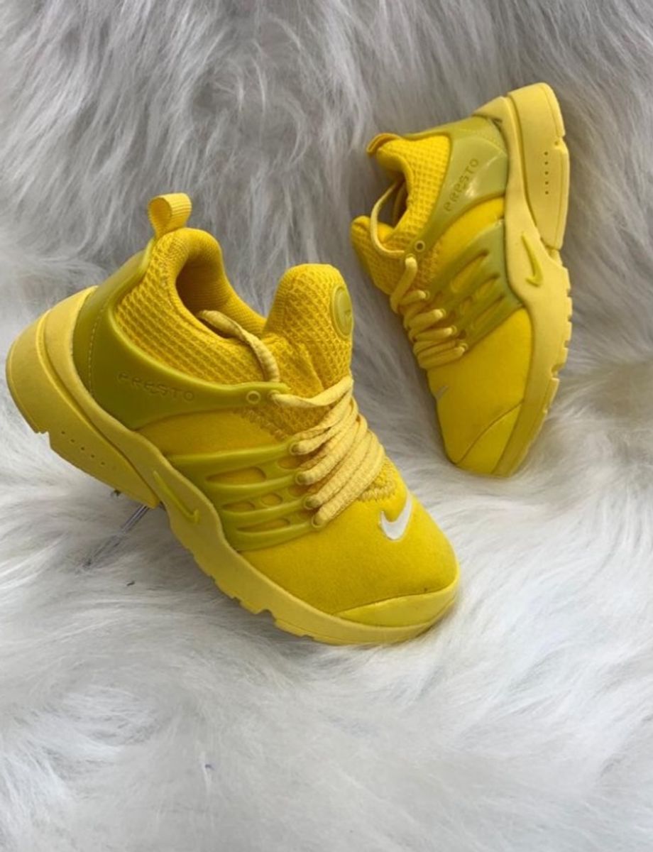 tenis nike air presto amarelo