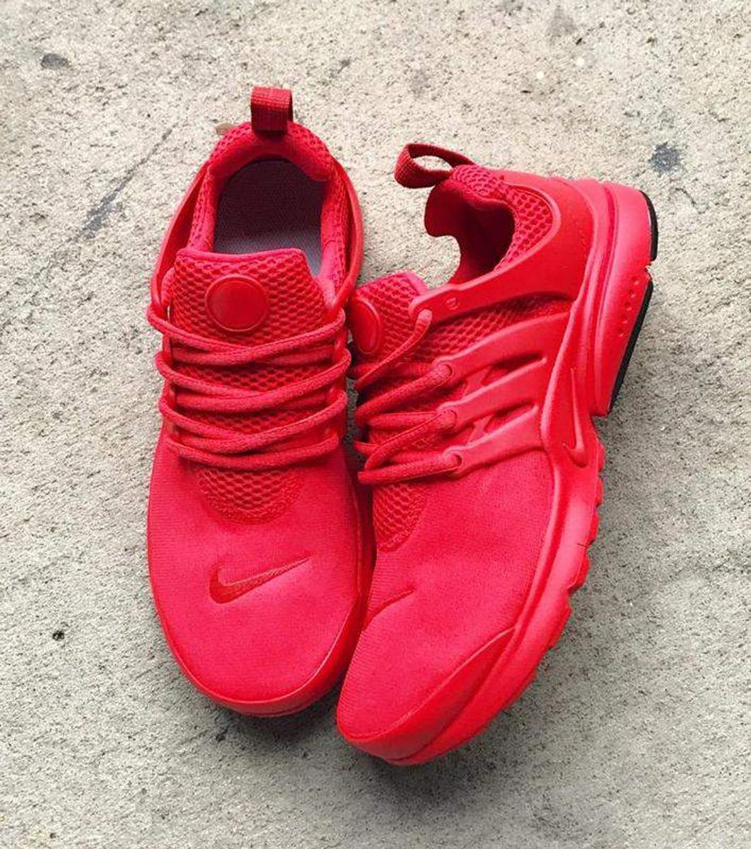 tênis nike vermelho feminino