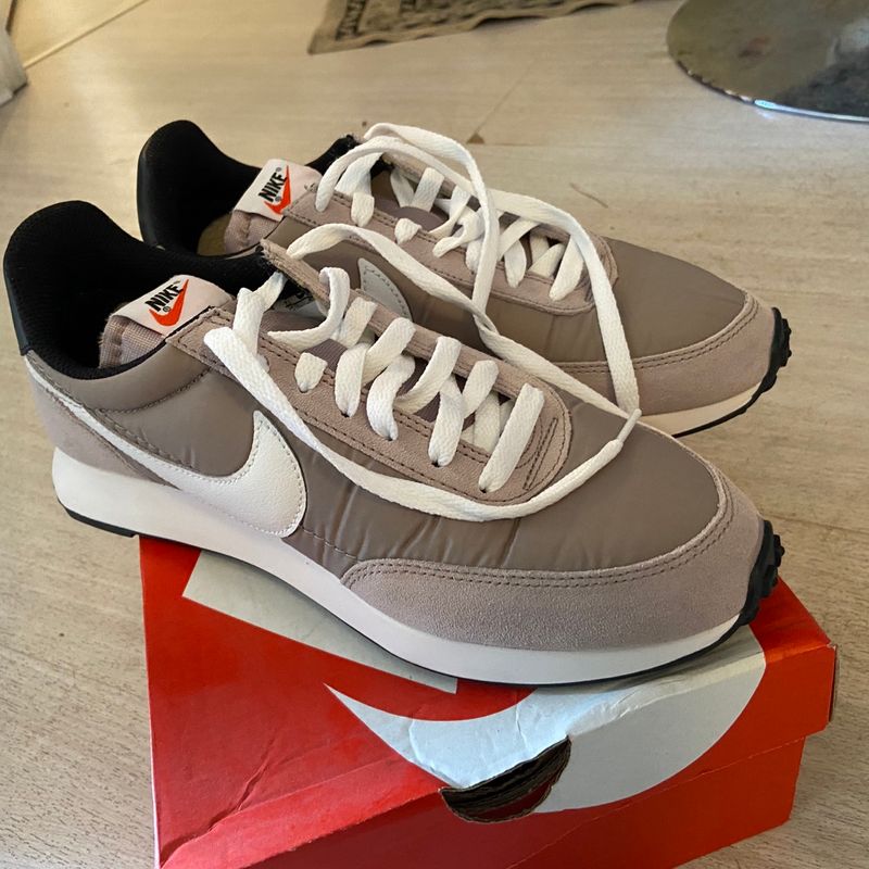 Nike store og tailwind