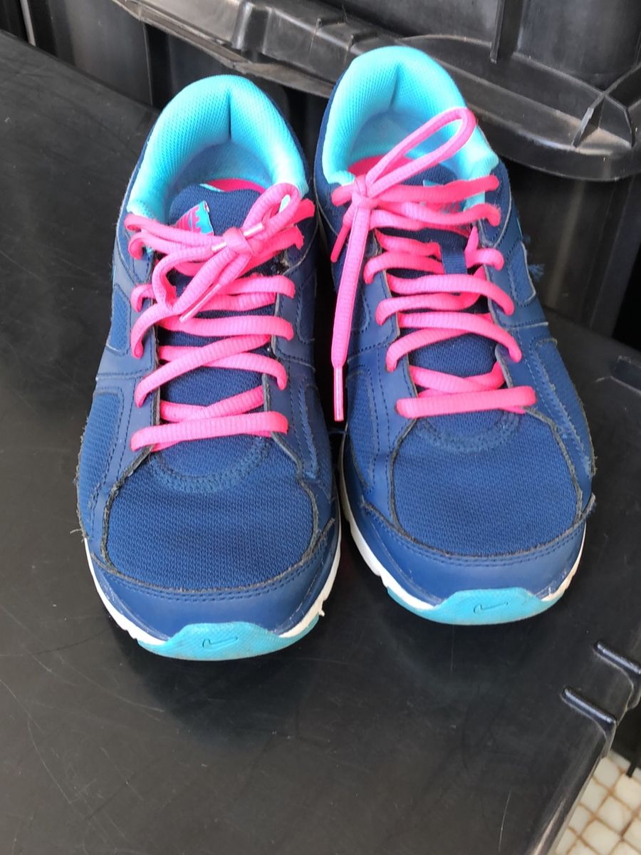 tenis nike azul e rosa