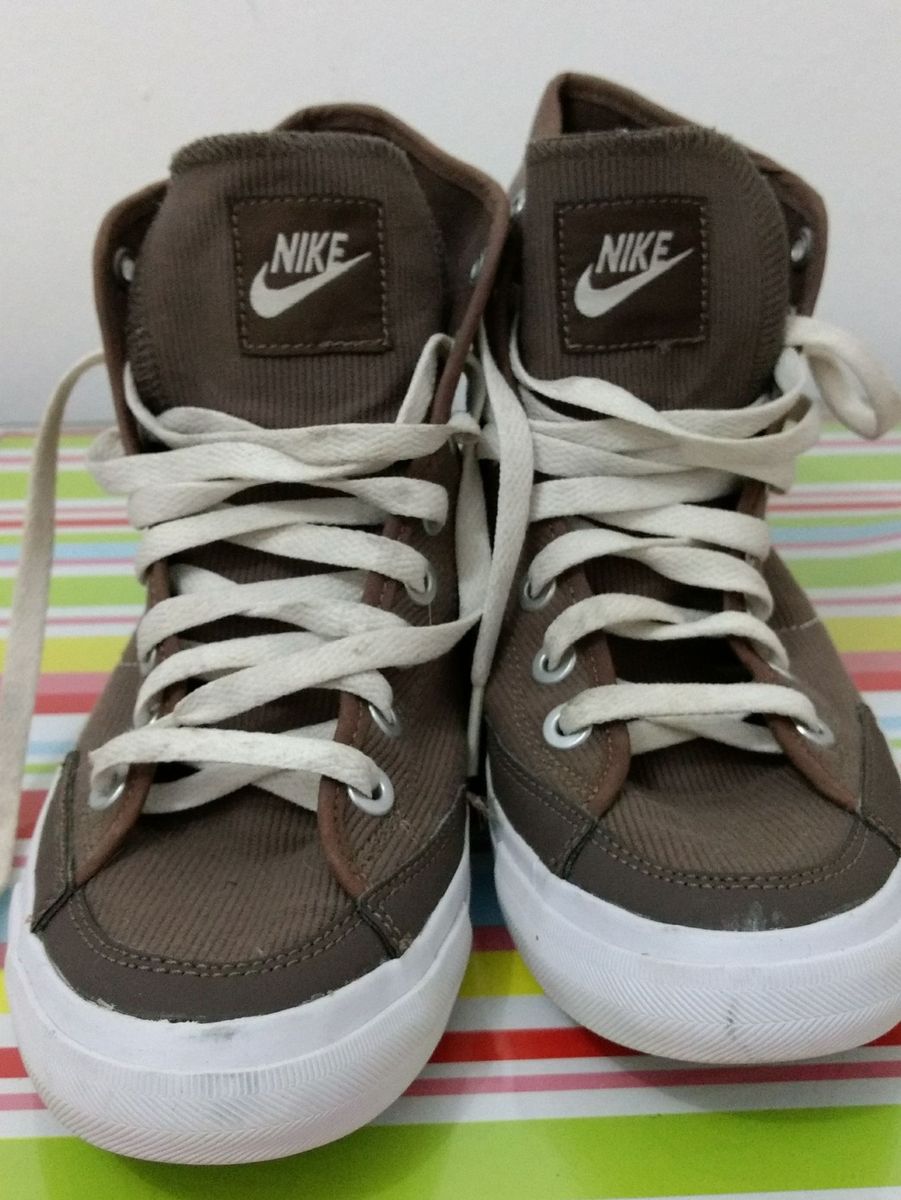 tenis botinha nike cano alto feminino