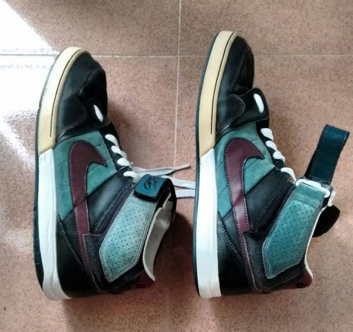 nike cano alto verde