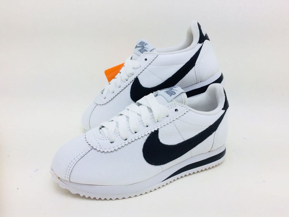 tenis nike cortez preto