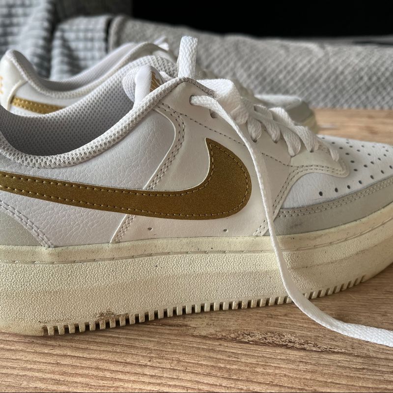 Tenis Nike Court Vision Alta Xs Feminino Branco e Dourado Tênis  Feminino Nike Usado 109474142 enjoei