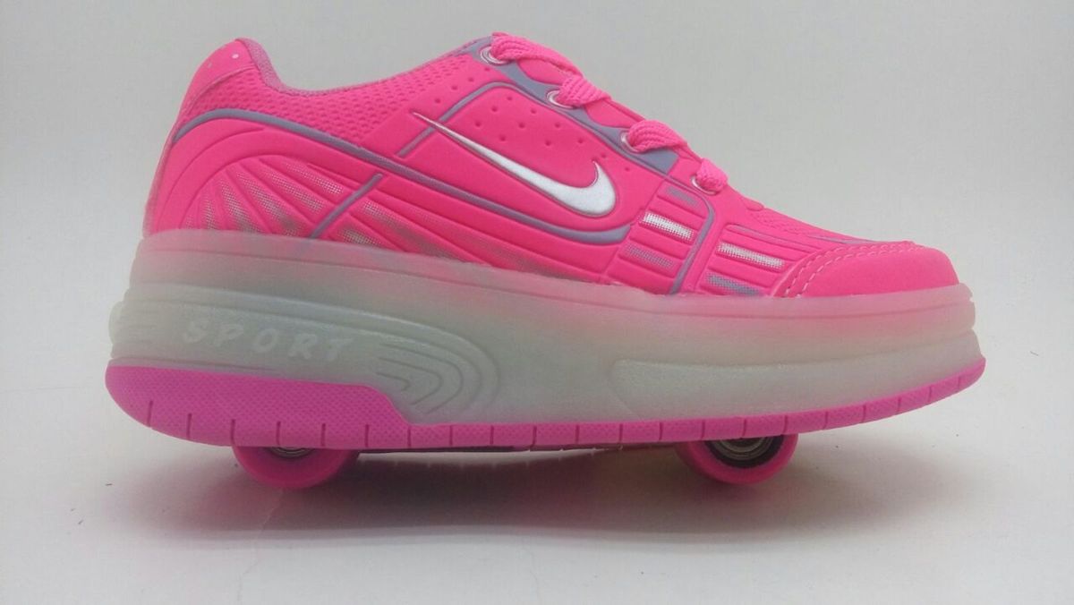 tenis com duas rodinhas feminino