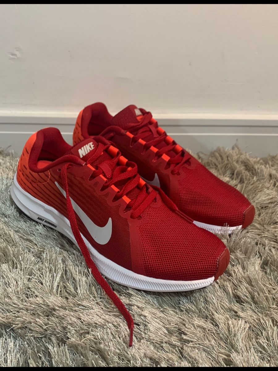 tenis feminino nike vermelho