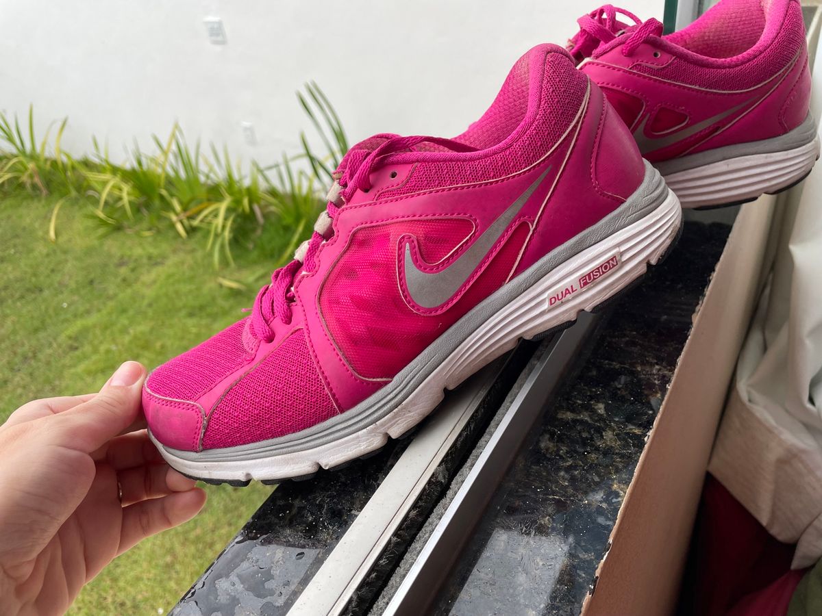 Tenis nike best sale feminino dual fusion