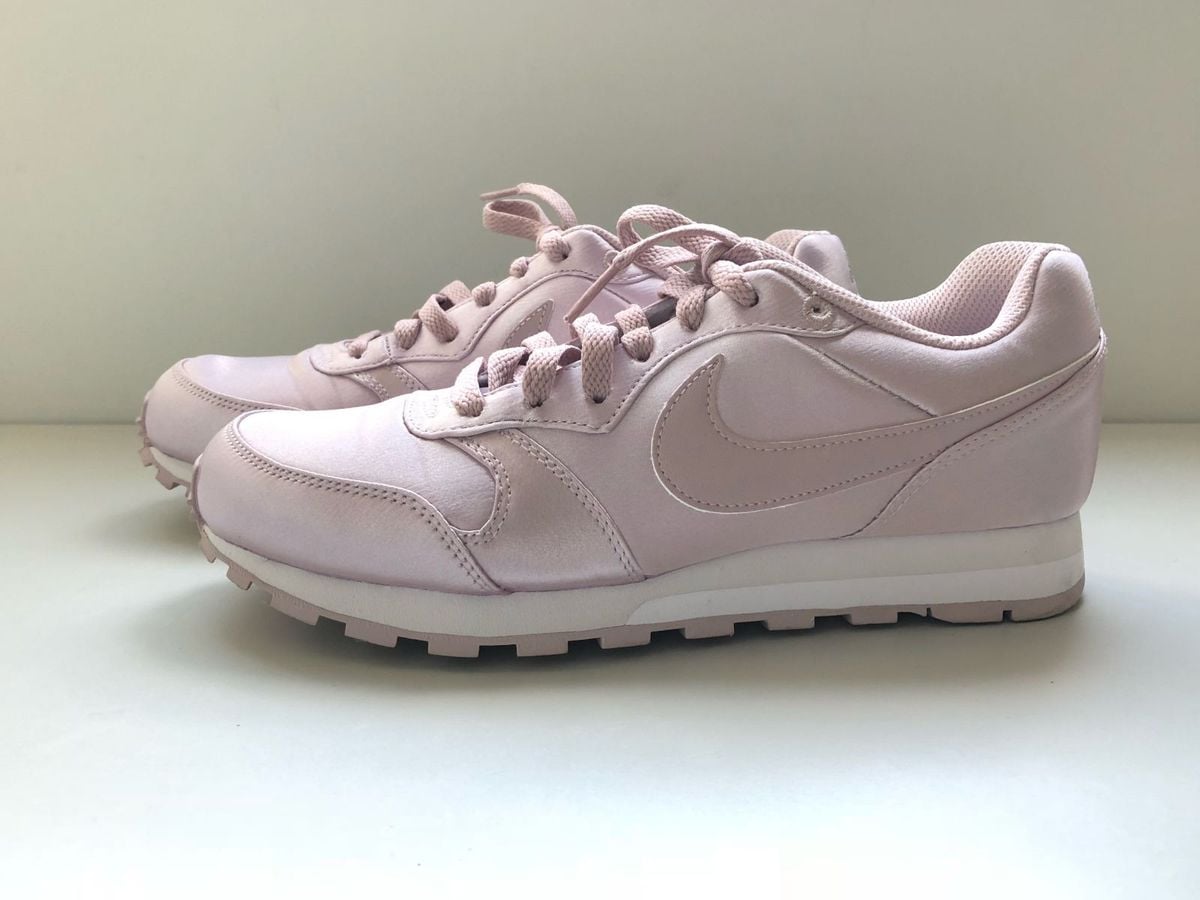 tenis nike cetim rosa