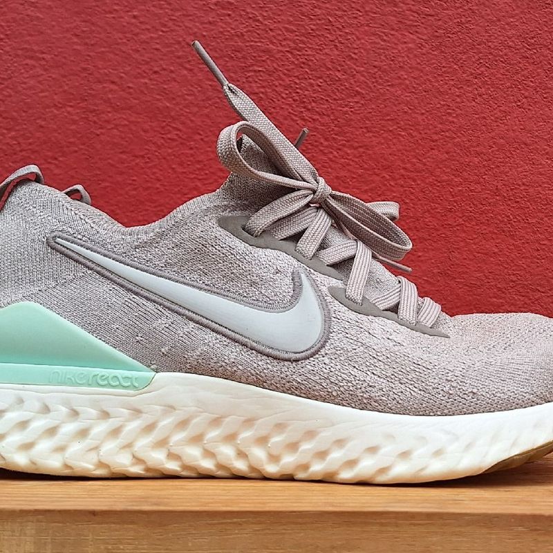 Nike epic react flyknit best sale moon particle