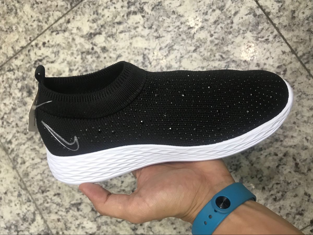 nike slip on feminino