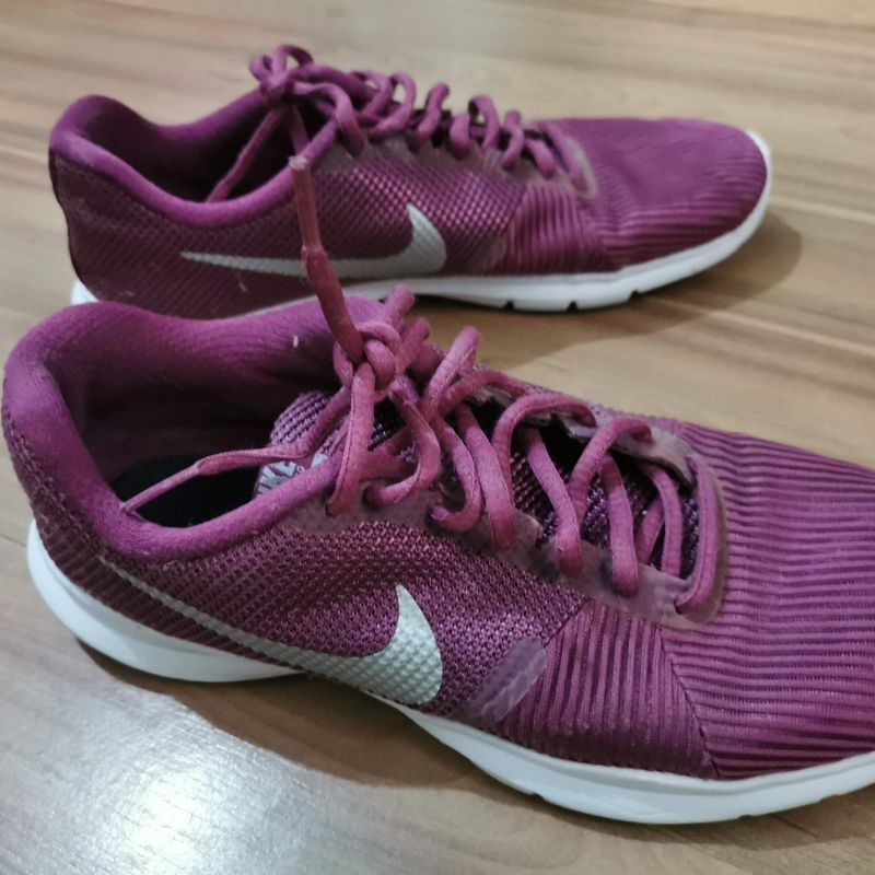 Tenis nike bijoux store feminino