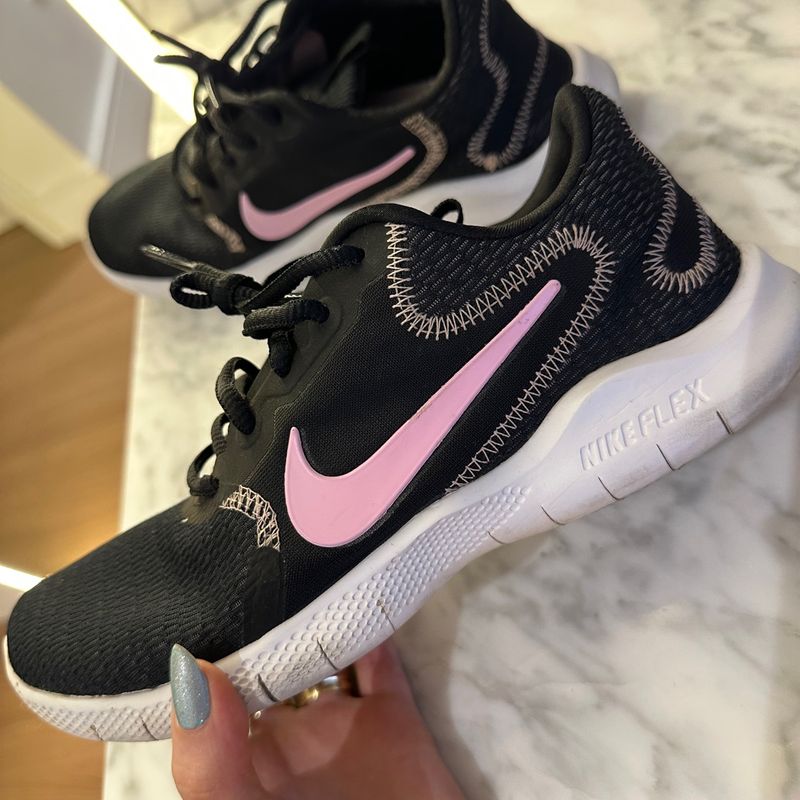 nike rosa 35