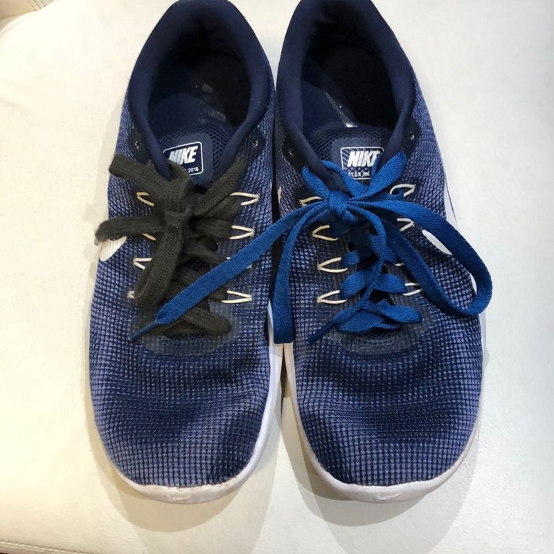 Blue store nikes 2018