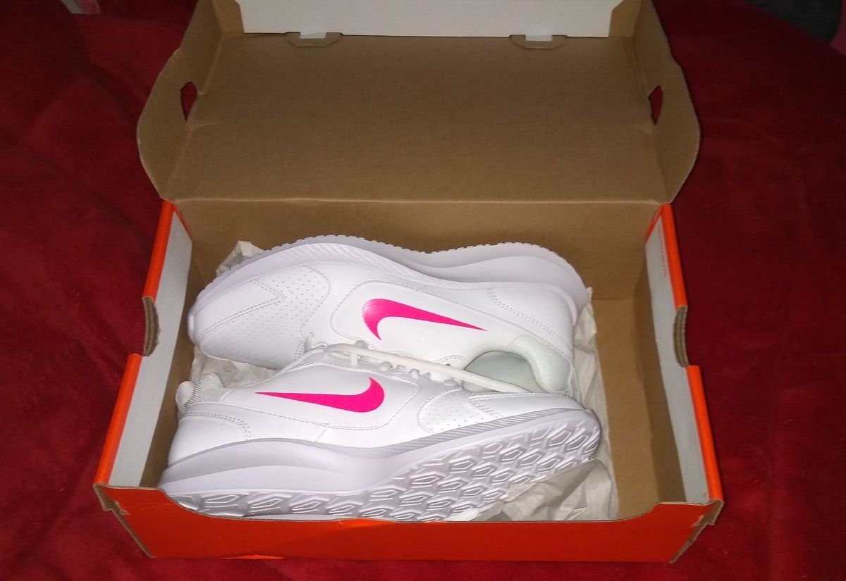 tênis nike todos flyleather feminino