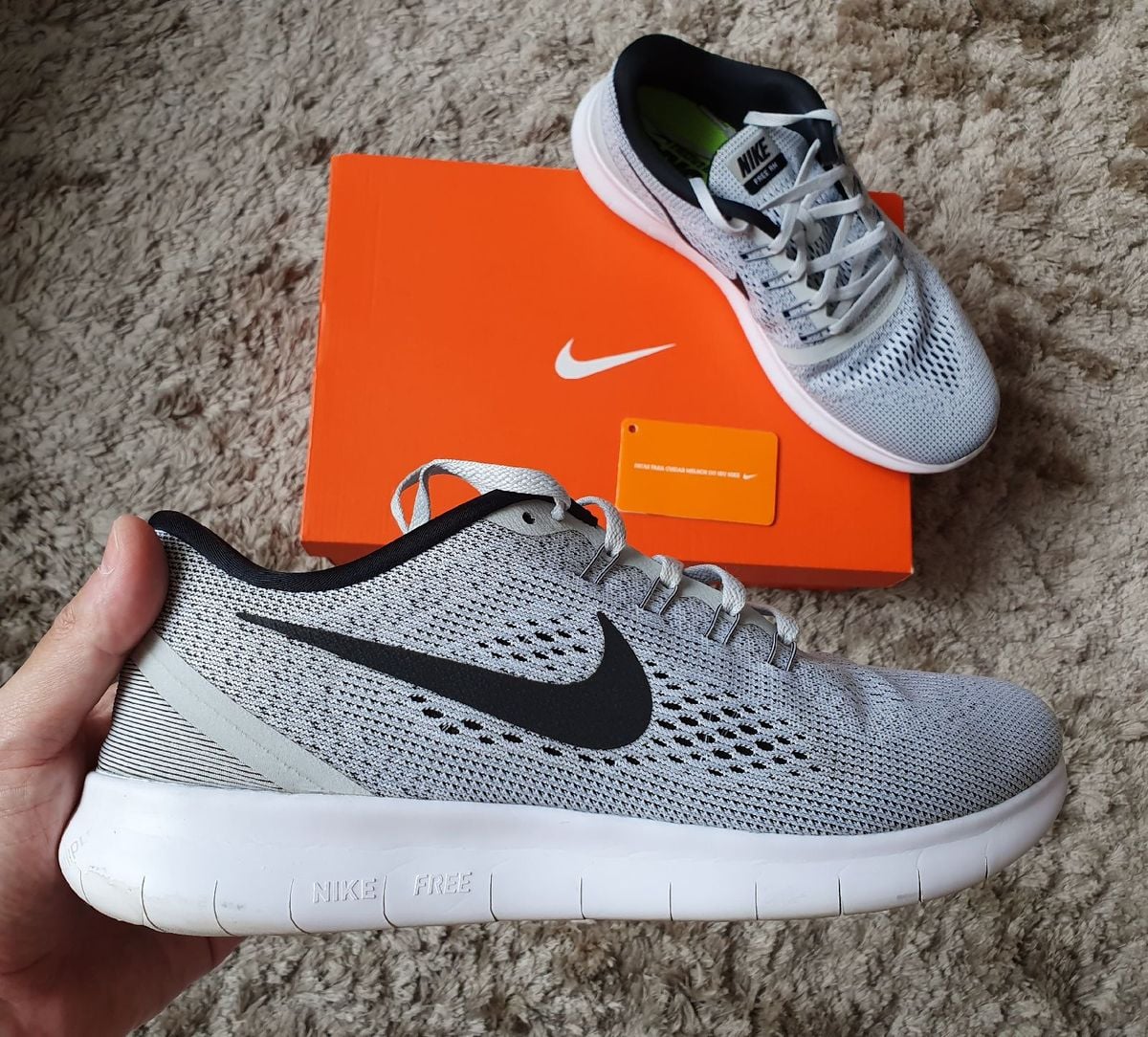 nike free rn cinza