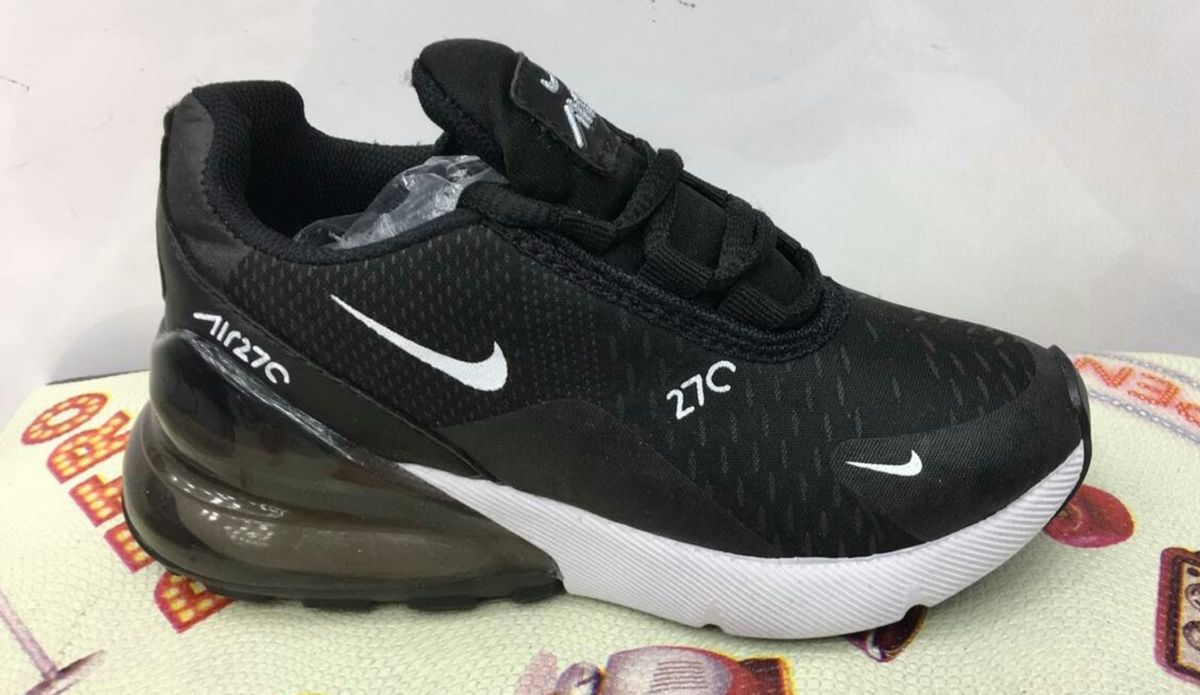 tenis nike infantil 28